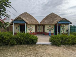 White Rann Homestay - 0