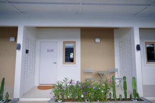 The Cozy Haus Airport - 4