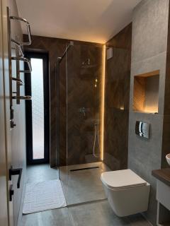 Domivka котедж із чаном-джакузі, каміном і кіно-зоною у Cлавську - 7