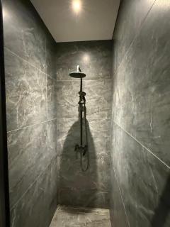 Hewen from Tomas - 6