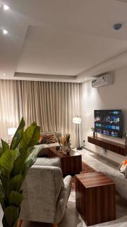 شقة فاخرة تقع في حي الملقا - 0