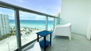 THE TIDES 2bedrooms apt 14th floor WE ARE ON THE BEACH! - Hollywood - 0