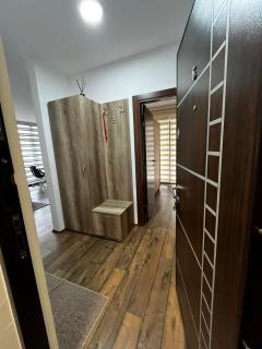 Valerija Divcibare - 6