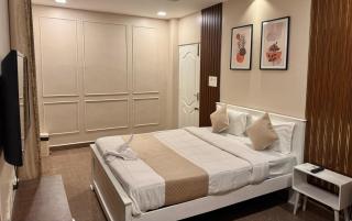 Zephyr Inn Pondy - 7