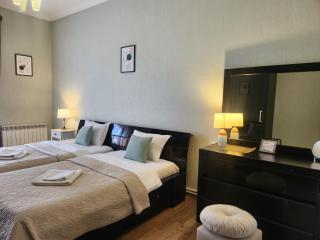 SALE! 75 sqm Old Tbilisi Daily&Monthly 1-BD Apt - 7