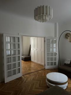 Elizabeth's Nest in Art Noveau area Free Parking - 9