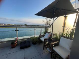 Special Occasion, Stunning sea view balconied Penthouse suite - 2