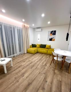 Апартаменти Петра Дорошенка 4а - 0