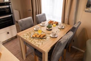 Starlings Nest at Hamilton Lodge - 9