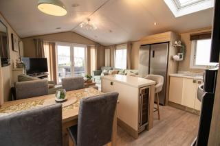 Starlings Nest at Hamilton Lodge - 5