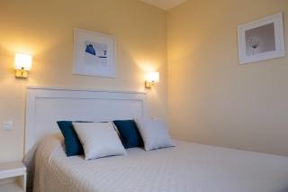 Les Sables-d'Olonne - Terrasse, Wifi Fibre & Piscine, à 200 m de la Mer - D012 - 1