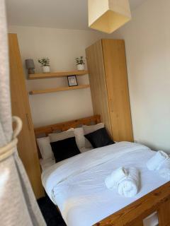 The Edinburgh Nook - 3