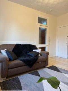 The Edinburgh Nook - 1