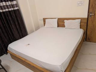 Collection O Biswa Bangla Convention Centre Kolkata Formerly Atithya Inn - 9