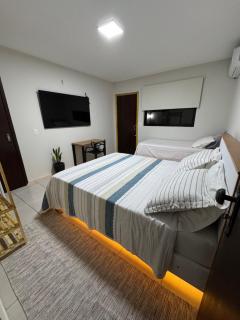 Suíte Aconchegante e Privativa no charmoso Bairro Santa Felicidade - 0