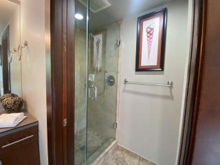 Stylish Family Condo at Beachfront Resort - 2