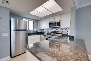 Remarkable Hudson Condo with Coastal Views! - 1