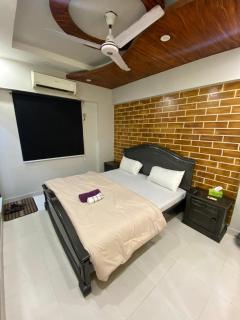 2BR Beach View Apartment - 2