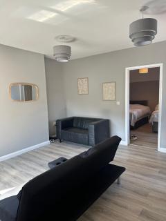 Stadium Apart - Free Parking & WiFi - 5