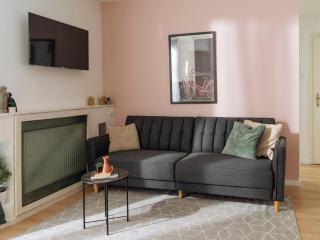 Abby - Old Town Centre - 9