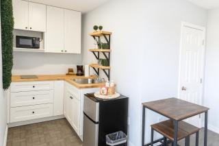 Cozy with Private Entry Near Fort Myers & Airport - Lehigh Acres - 5