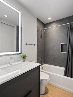 Mint - Jacuzzi - Center of Old Town - 9