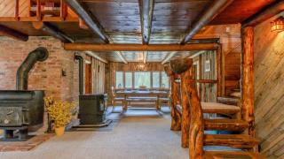 The Moose Bunkhouse: A spacious 4-bedroom retreat just 6 minutes from Yellowstone. - 8