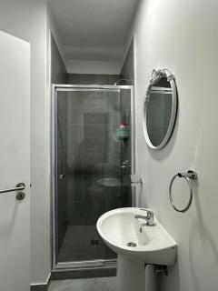 The Living Waters Apartment Sheffield - 0