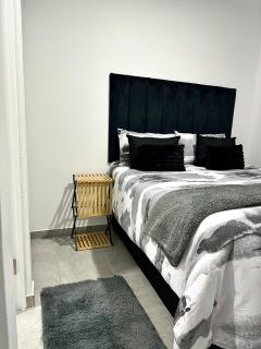 The Living Waters Apartment Sheffield - 8