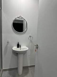 The Living Waters Apartment Sheffield - 1