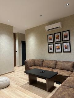 Luxury 2BR - Steps To Boulevard - 7