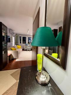 VIEW 4 Panorama 85'TV Wifi 2 GBs Netflix HBO SkyShowMax - 4