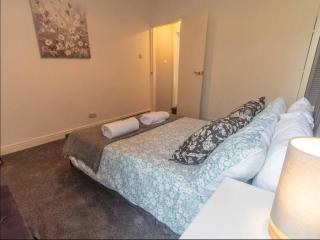 City Centre 2bd Parking Wifi - 6