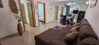 Luxury Apartment with Pool&Gym 2 mins from Beach - 8