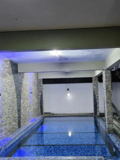 Luxury Apartment with Pool&Gym 2 mins from Beach - 4