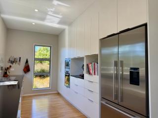 Beacon Point Hideaway - 6