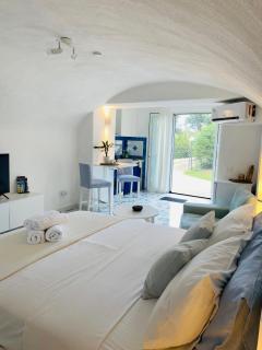 Grazioso MONOLOCALE nella villa NOLELU - 2