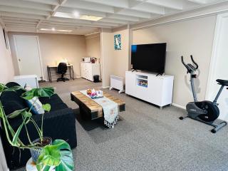 Entire Private Suite 1BR And 1 lounge - 9