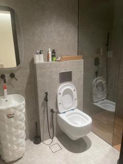 شقة بتصميم مودرن بالقرب من جسر الملك فهد -الخبر - 3