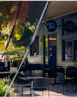 Aurora Self Contained Studio - 8