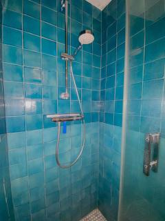 Chambre privée non verrouillée dans un appartement partagé - avec chien - 2