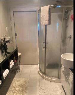 Skyline SkyRides Premium Property, see host info for pets - 4