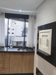 Apto duas quadras Mar Itapema Acomoda até 8 - 4