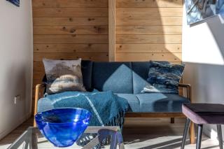 Perch on the Ridge by Waiheke Pure - 9