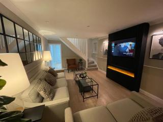 Kingston Park House - Airport - Red Bulls Rugby - 6