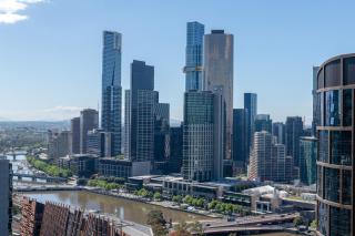 Flinders St Luxury - Free Parking, Gym, Pool & Sauna - 7