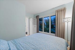 Renovated North Vancouver Gem - 6