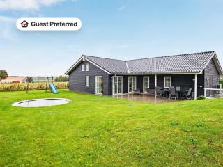 12 person holiday home in Ebeltoft-By Traum - 0