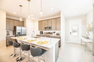 ET011 - Bright and Sunny Townhouse with Games Room at Reunion - 3