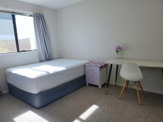 City convenient meets cozy comfort in Riccarton - 3